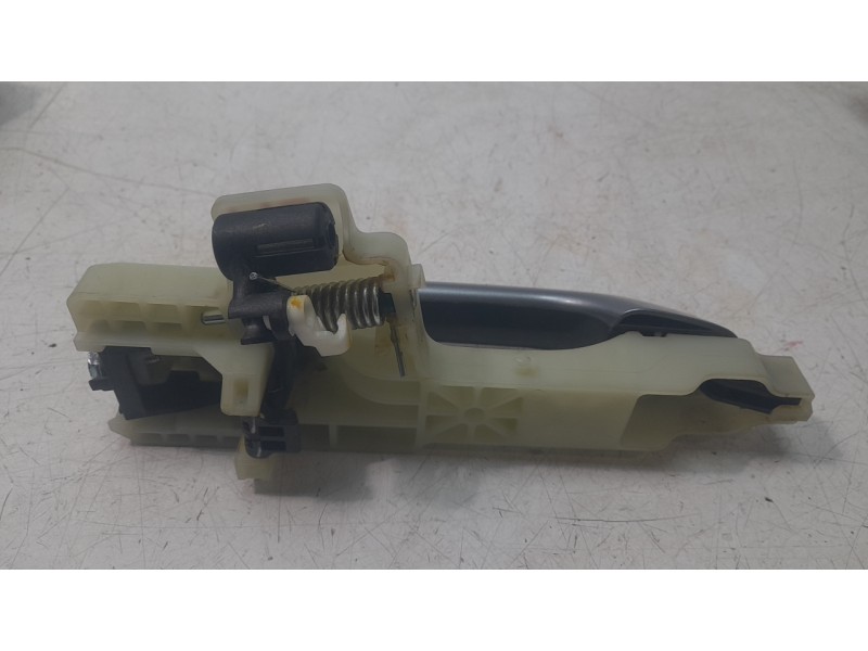 Recambio de maneta exterior trasera izquierda para kia xceed business referencia OEM IAM 83651J7500  