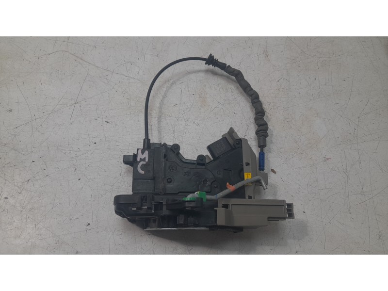 Recambio de cerradura puerta trasera izquierda para kia xceed business referencia OEM IAM 81410J7300  