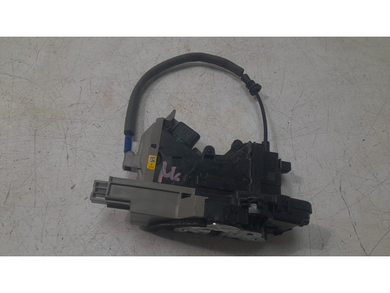 Recambio de cerradura puerta trasera derecha para kia xceed business referencia OEM IAM 81420J7300  