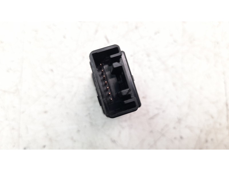 Recambio de interruptor para toyota prius+ advance referencia OEM IAM 8961W70  