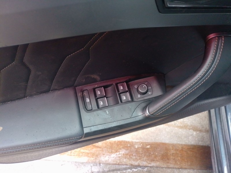 Recambio de mando elevalunas delantero izquierdo para cupra formentor (km7, kmp) 1.5 tsi referencia OEM IAM   