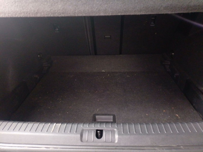 Recambio de alfombra maletero para cupra formentor (km7, kmp) 1.5 tsi referencia OEM IAM   