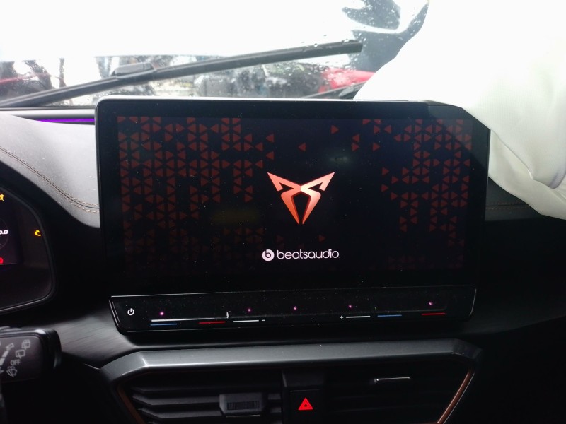 Recambio de pantalla multifuncion para cupra formentor (km7, kmp) 1.5 tsi referencia OEM IAM   