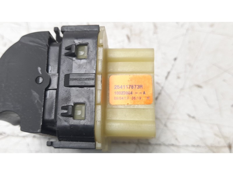 Recambio de mando elevalunas delantero izquierdo para dacia duster (hs_) 1.2 tce 125 referencia OEM IAM 254117873R  EWSRE093/IAF