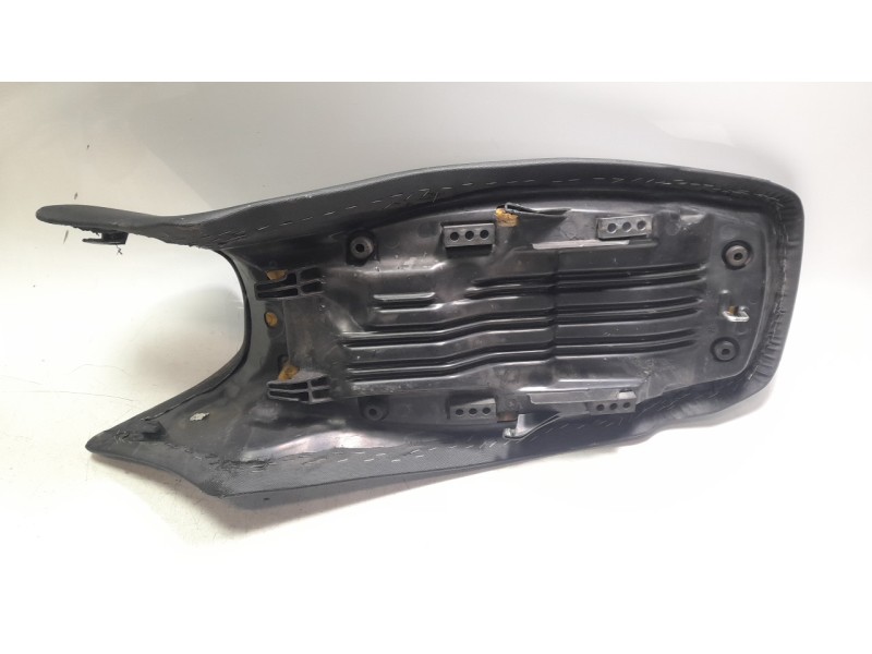 Recambio de asiento para honda xl xl 125 v varadero (jc32a) referencia OEM IAM 77200KPCA6400 77200KPC640 
