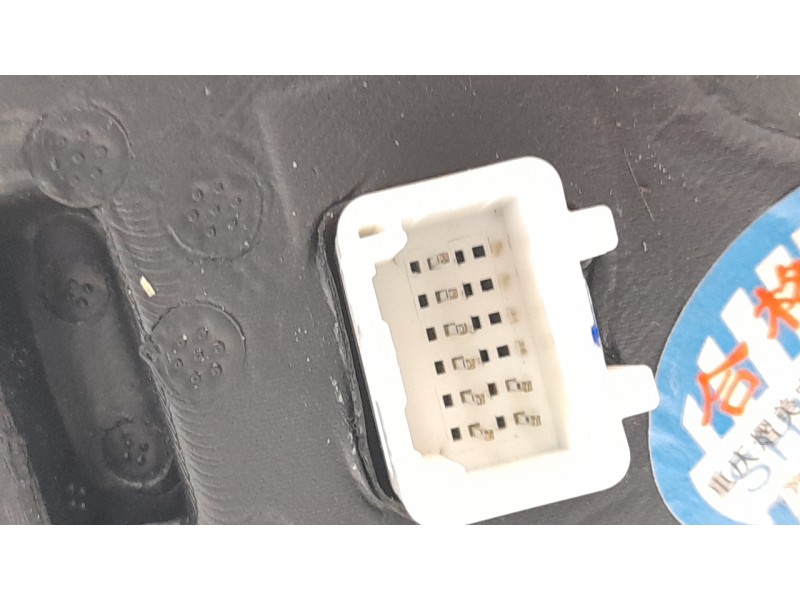 Recambio de retrovisor derecho para swm g01 1.5 referencia OEM IAM 140202R  