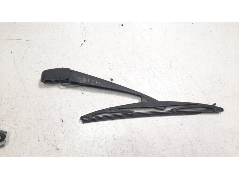 Recambio de brazo limpia trasero para honda cr-v (rw) 2.0 i-mmd hybrid elegance 2wd referencia OEM IAM 76720TLAA01  