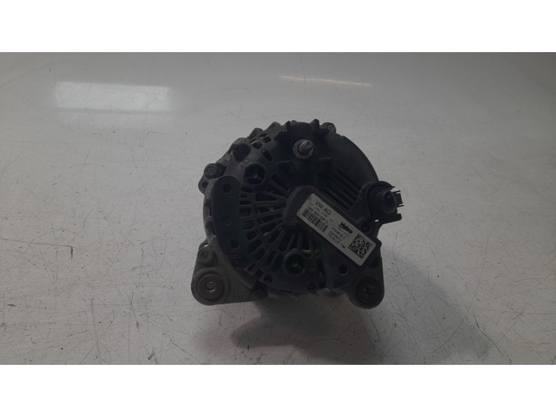 Recambio de alternador para cupra formentor 1.5 tsi referencia OEM IAM 05E903027A  