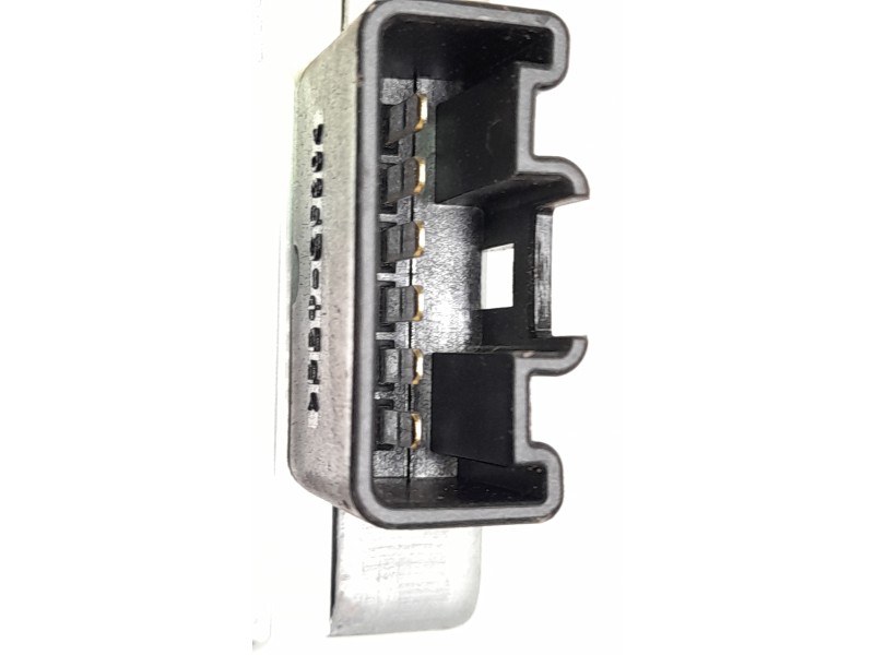 Recambio de modulo electronico para toyota yaris cross hybrid 2wd active tech referencia OEM IAM 8957052080 1049935500 