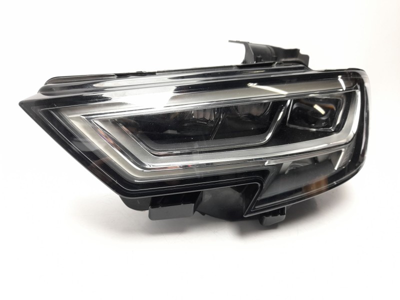 Recambio de faro izquierdo para audi a3 (8v1, 8vk) 1.6 tdi referencia OEM IAM 8V0941033C  2020001
