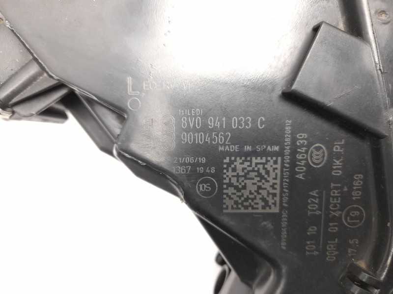 Recambio de faro izquierdo para audi a3 (8v1, 8vk) 1.6 tdi referencia OEM IAM 8V0941033C  2020001
