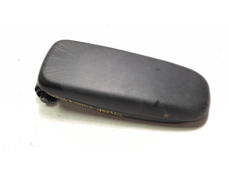 Recambio de apoyabrazos central para toyota yaris cross hybrid 2wd active tech referencia OEM IAM 58905K0020C1  