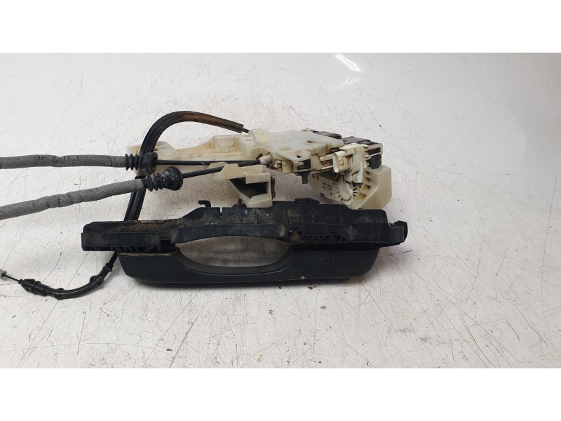 Recambio de cerradura puerta trasera izquierda para jeep renegade suv (bu, b1, bv) 1.6 referencia OEM IAM 52028385  