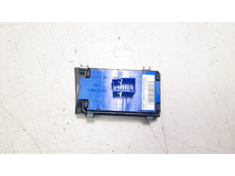 Recambio de mando multifuncion para citroën jumper furgon 3.5 l3 h2 bluehdi 14 s&s 6v referencia OEM IAM 07357537610  