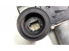 ELEVALUNAS DELANTERO IZQUIERDO 587200D480 