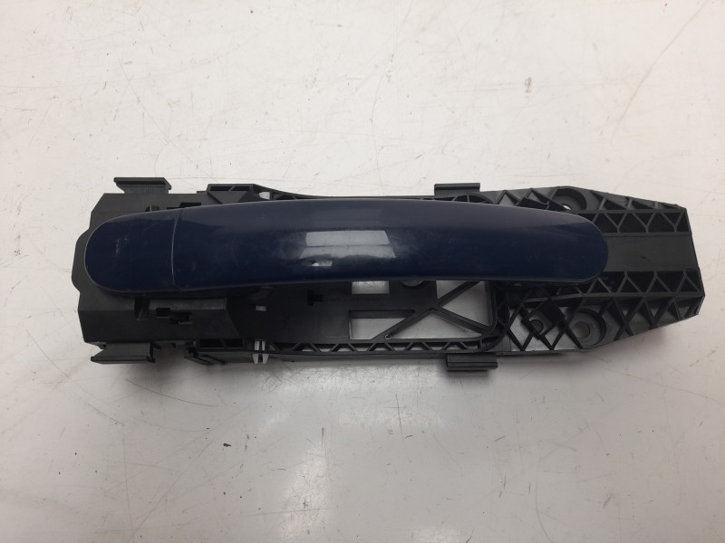 Recambio de maneta exterior delantera derecha para seat ibiza (6p1) style referencia OEM IAM 5N0839885H 35381828S 