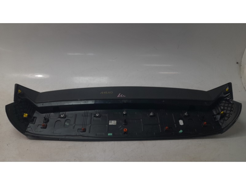 Recambio de aleron trasero para cupra formentor 1.5 tsi referencia OEM IAM 5FF827933C  