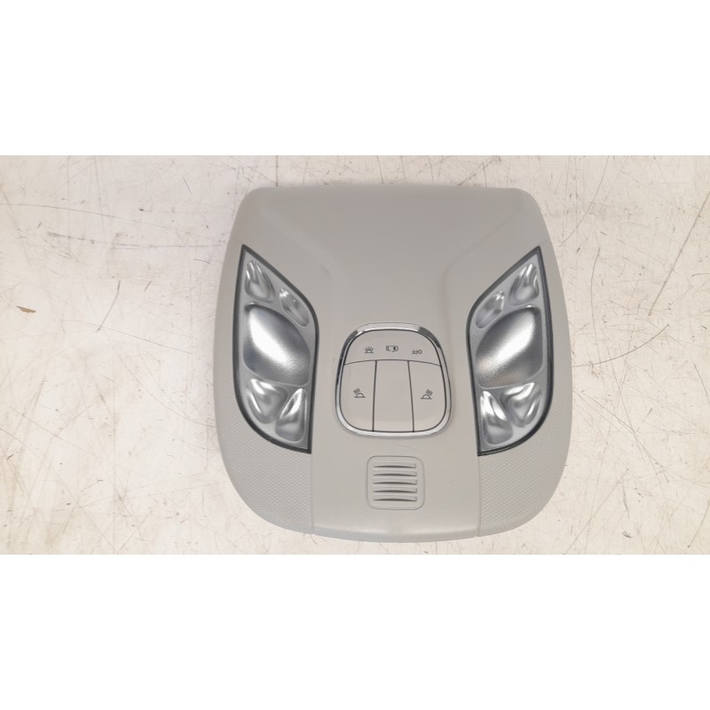Recambio de luz interior para jeep compass ii 1.6 m-jet cat referencia OEM IAM L0260557AE01  