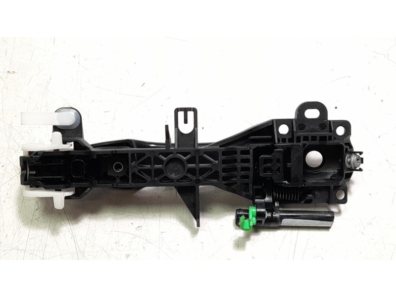 Recambio de maneta exterior delantera izquierda para toyota yaris cross hybrid 2wd active tech referencia OEM IAM 6921102935  