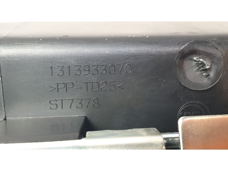 Recambio de guantera para citroën jumper furgon 3.5 l3 h2 bluehdi 14 s&s 6v referencia OEM IAM 1313933070  