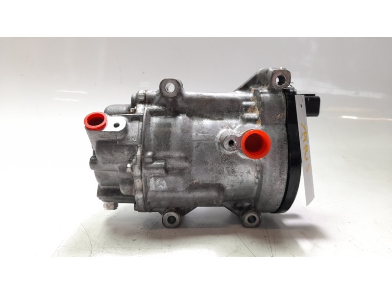 Recambio de compresor aire acondicionado para toyota yaris cross hybrid 2wd active tech referencia OEM IAM 88370K0010 0424000741