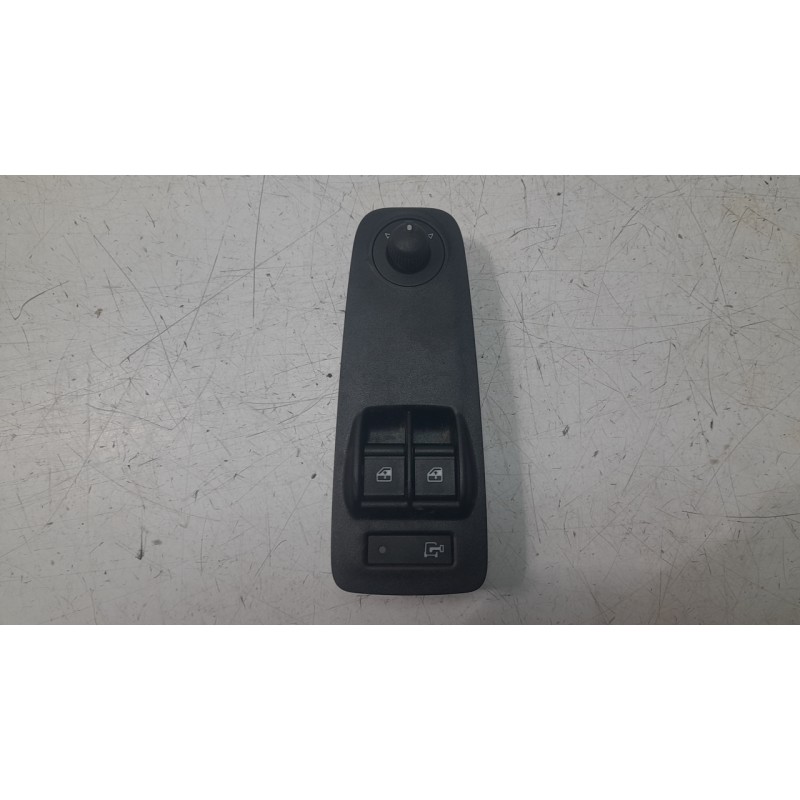 Recambio de mando elevalunas delantero izquierdo para citroën jumper furgon 3.5 l3 h2 bluehdi 14 s&s 6v referencia OEM IAM 07357