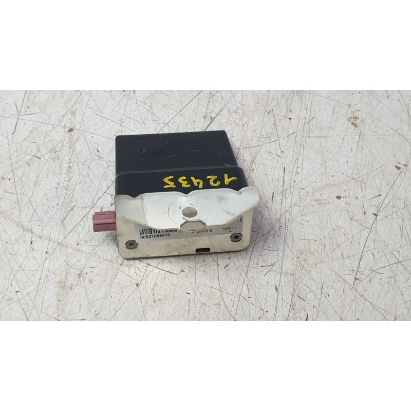 Recambio de caja reles / fusibles para citroën jumper furgon 3.5 l3 h2 bluehdi 14 s&s 6v referencia OEM IAM 00521856470  