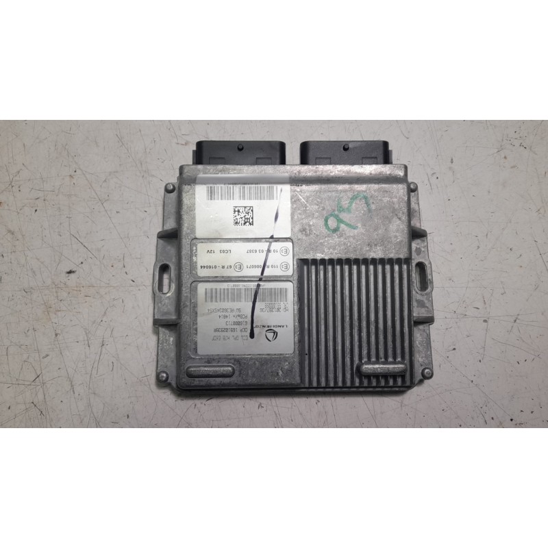 Recambio de centralita motor uce para renault captur ii (hf_) tce 160 (hfn1) referencia OEM IAM 169102939R 616000713 