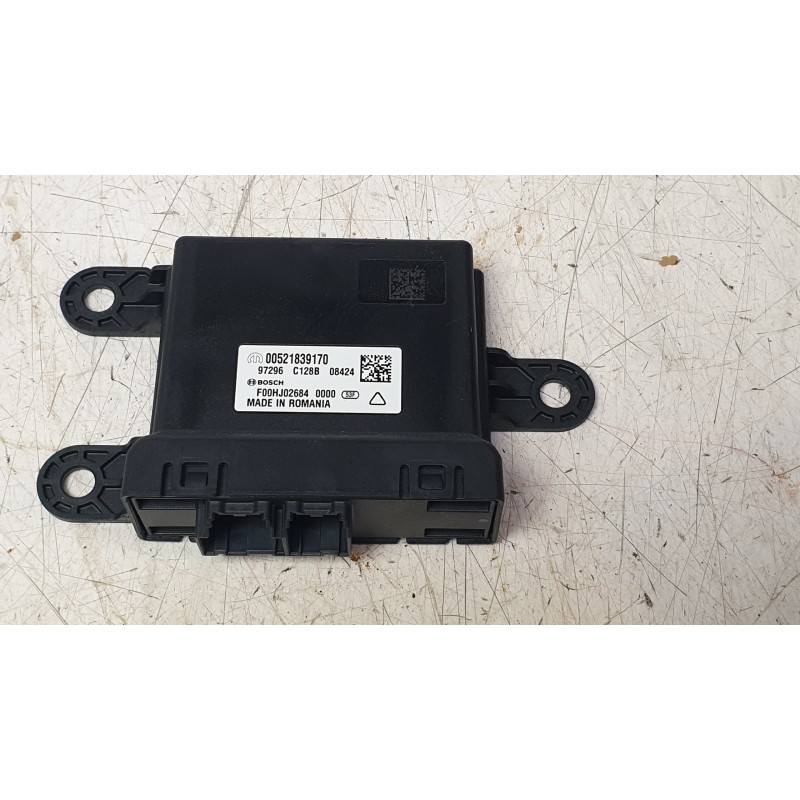 Recambio de caja reles / fusibles para citroën jumper furgon 3.5 l3 h2 bluehdi 14 s&s 6v referencia OEM IAM 00521839170  