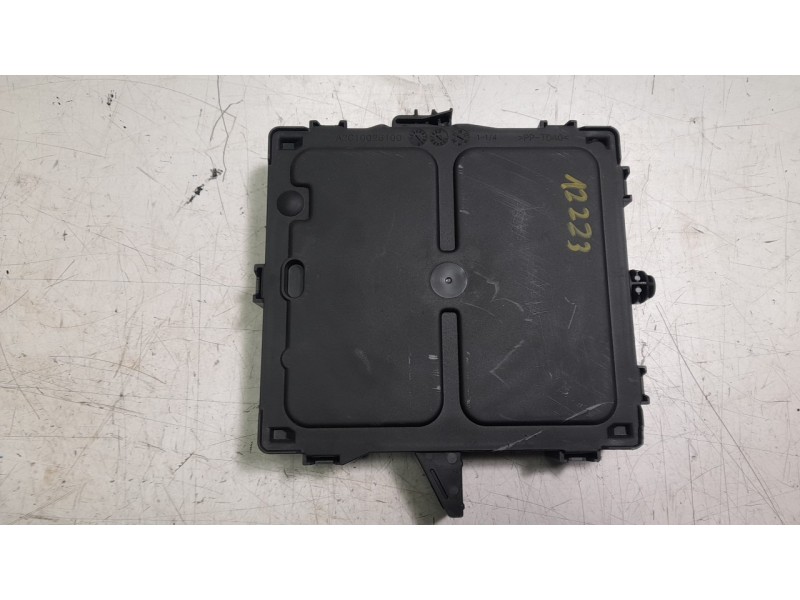 Recambio de modulo electronico para renault captur ii (hf_) tce 160 (hfn1) referencia OEM IAM 284B29294R 22635129196831/A3C07460
