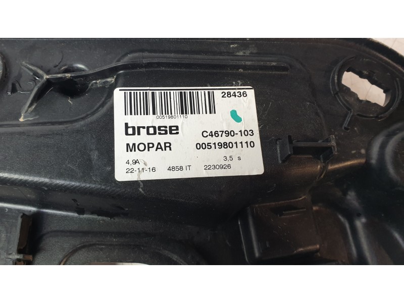 Recambio de motor elevalunas trasero derecho para jeep renegade suv (bu, b1, bv) 1.6 referencia OEM IAM 00519801110  