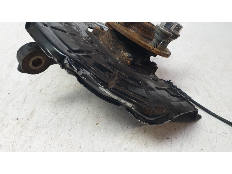 Recambio de mangueta delantera derecha para jeep renegade suv (bu, b1, bv) 1.6 referencia OEM IAM 52028391  