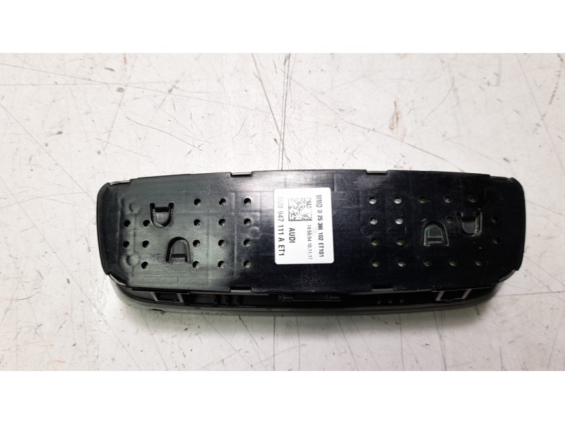 Recambio de luz interior para audi q3 (8ug) attraction quattro referencia OEM IAM 8U0947111A  