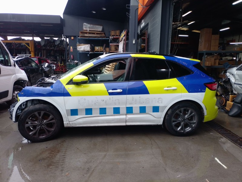 ford kuga iii (dfk) del año 2023