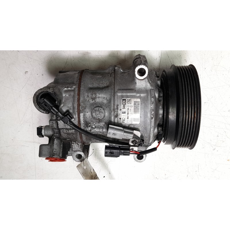 Recambio de compresor aire acondicionado para renault megane iv hatchback (b9a/m/n_) 1.5 dci 110 (b9a3) referencia OEM IAM 92600