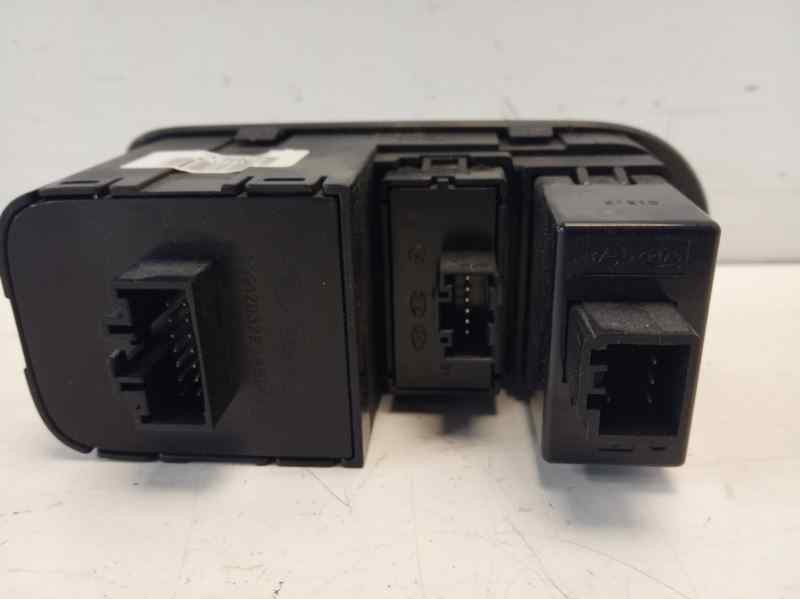 Recambio de mando multifuncion para kia carens ( ) drive referencia OEM IAM 299120322  