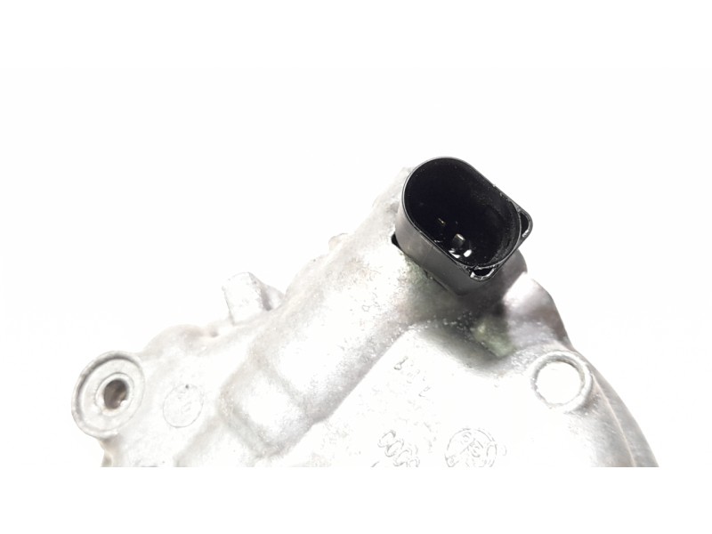 Recambio de compresor aire acondicionado para volkswagen golf viii (cd1, da1) 2.0 tdi referencia OEM IAM 3Q0816803B  CAF260137 /