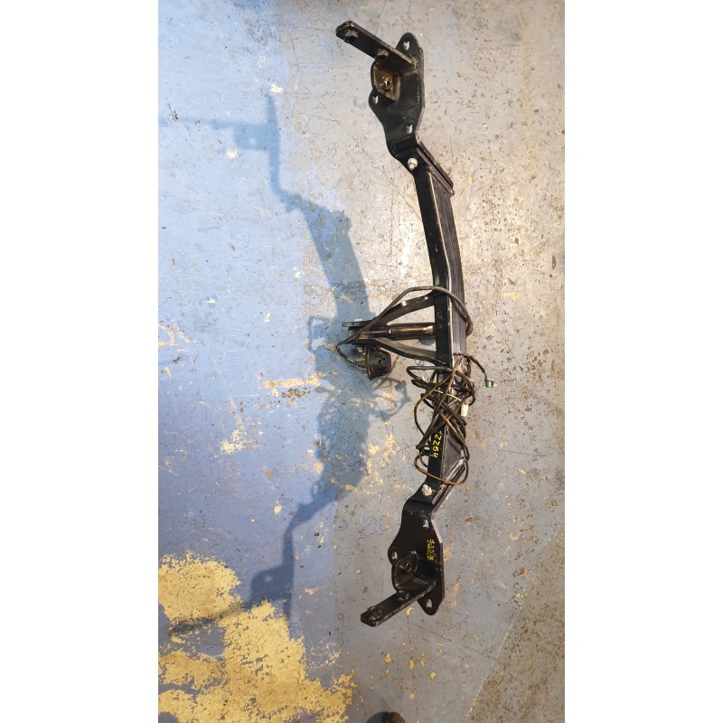 Recambio de refuerzo paragolpes trasero para jeep renegade suv (bu, b1, bv) 1.6 referencia OEM IAM 51965182  
