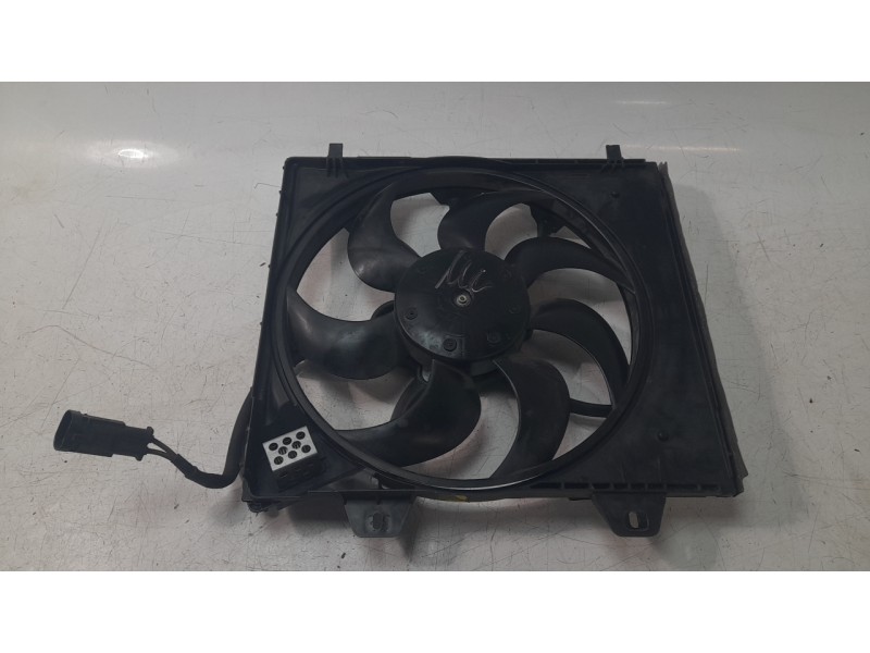 Recambio de electroventilador para peugeot 2008 (p1) allure referencia OEM IAM 9823959280  470172