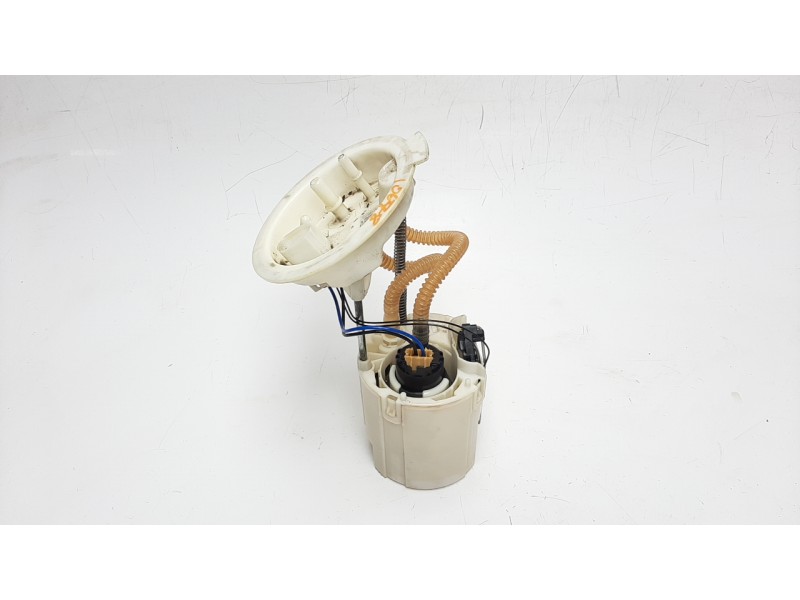 Recambio de bomba combustible para bmw serie 1 lim. (f20) 1.6 turbodiesel referencia OEM IAM 16117243972 0580204019 