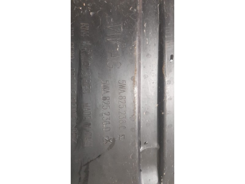 Recambio de cubrecarter para volkswagen t-roc (a11, d11) 2.0 tdi referencia OEM IAM 5WA825236  