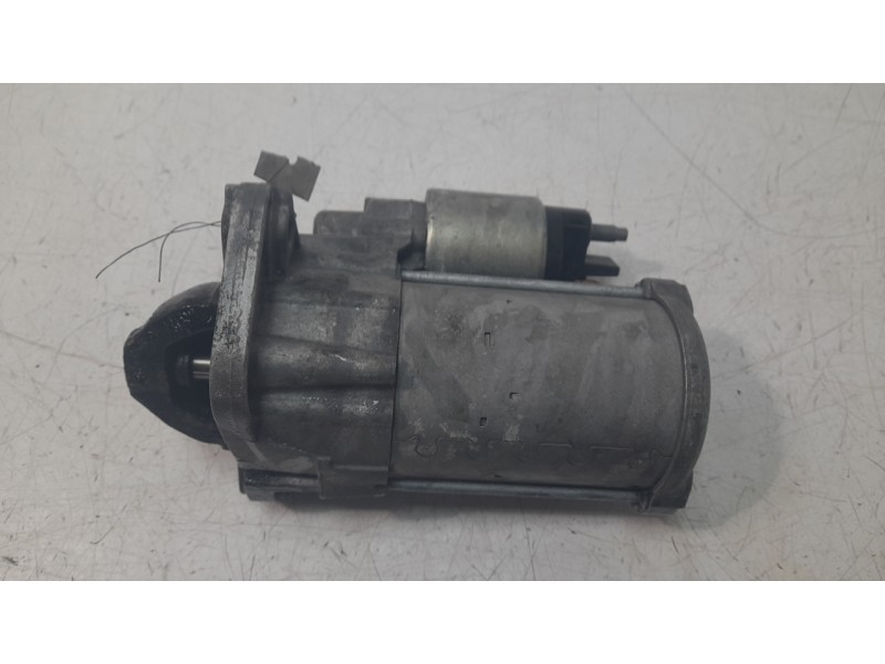 Recambio de motor arranque para renault megane iv hatchback (b9a/m/n_) 1.5 dci 110 (b9a3) referencia OEM IAM 233004868R  ARF4705