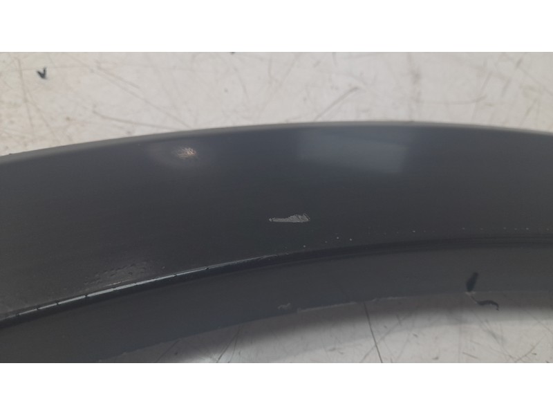 Recambio de aletin trasero derecho para audi q3 (8ug) attraction quattro referencia OEM IAM 8U0853818  AD8121583/A2016306