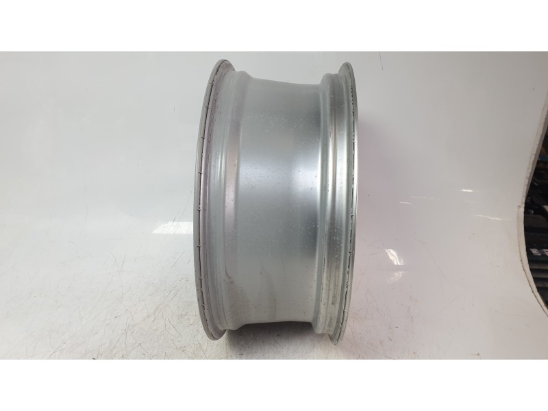 Recambio de llanta para audi q2 (gab, gag) 30 tdi referencia OEM IAM 81A601025AJ  