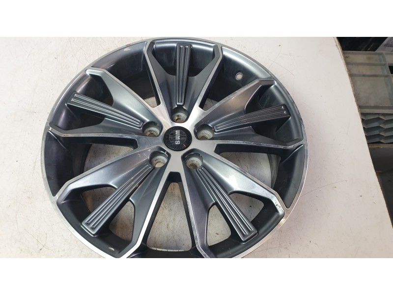 Recambio de llanta para swm g01 1.5 referencia OEM IAM 310110  