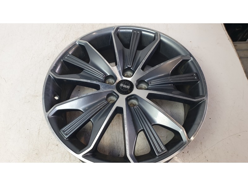 Recambio de llanta para swm g01 1.5 referencia OEM IAM 310110  