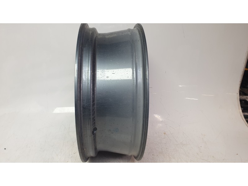 Recambio de llanta para swm g01 1.5 referencia OEM IAM 310110  