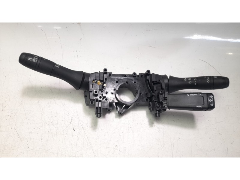 Recambio de mando multifuncion para renault captur ii (hf_) tce 160 (hfn1) referencia OEM IAM 255678675R  
