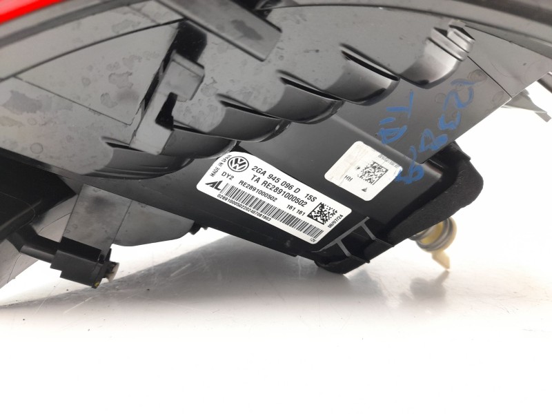 Recambio de piloto trasero derecho para volkswagen t-roc (a11, d11) 2.0 tdi referencia OEM IAM 2GA945096D  103F23810772/VG770406