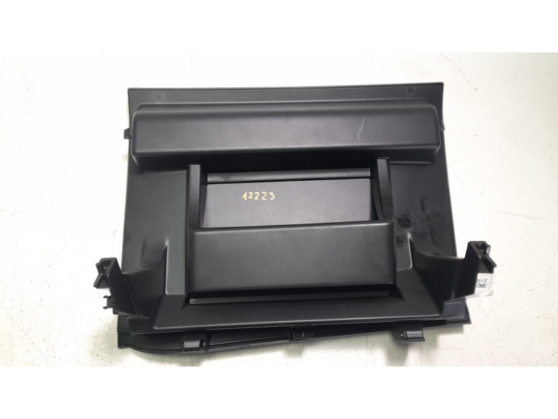 Recambio de guantera para renault captur ii (hf_) tce 160 (hfn1) referencia OEM IAM 682522488R  